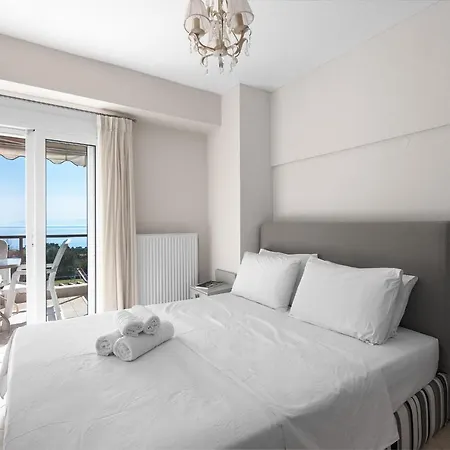 Breathtaking Villa, Nilie Hospitality Mgmt Посиди