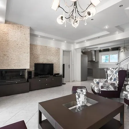 Breathtaking Villa, Nilie Hospitality Mgmt Apartament *
