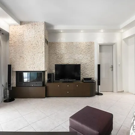 Apartament Breathtaking Villa, Nilie Hospitality Mgmt