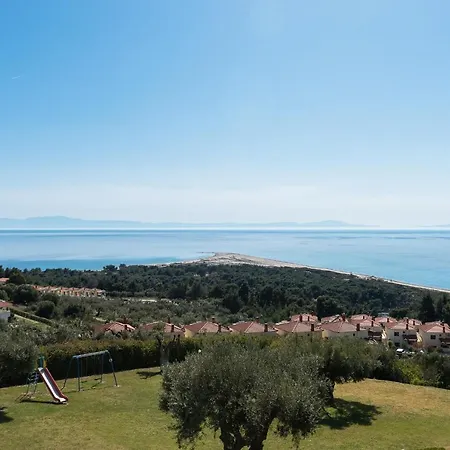 Breathtaking Villa, Nilie Hospitality Mgmt *