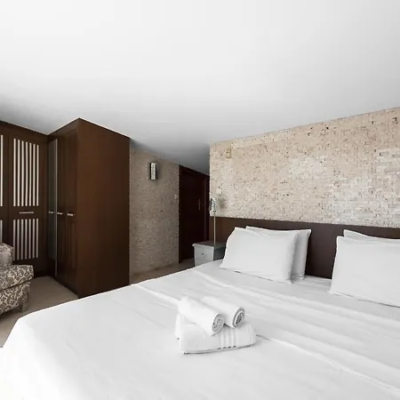 Breathtaking Villa, Nilie Hospitality Mgmt Possidi