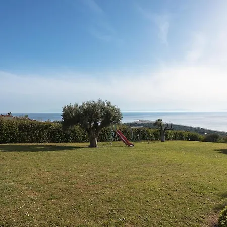 Apartment Breathtaking Villa, Nilie Hospitality Mgmt *