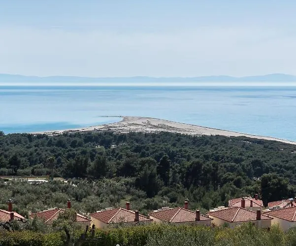 Breathtaking Villa, Nilie Hospitality Mgmt Апартаменты Посиди