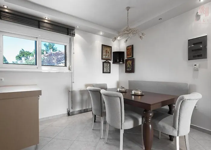 Breathtaking Villa, Nilie Hospitality Mgmt Apartament