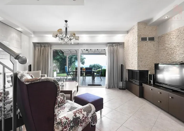Breathtaking Villa, Nilie Hospitality Mgmt Апартаменты *