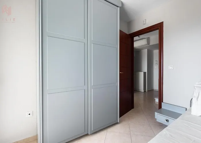 Breathtaking Villa, Nilie Hospitality Mgmt Апартаменты